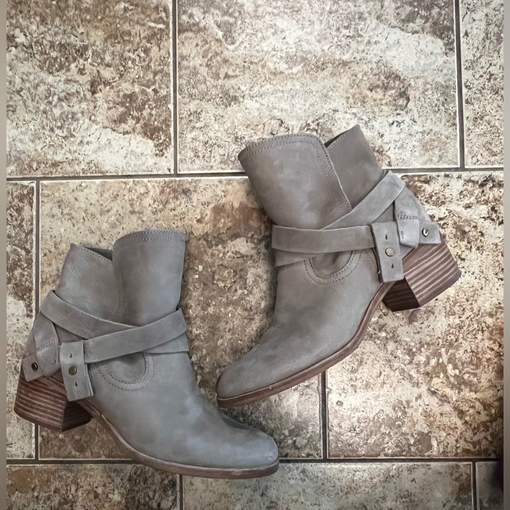 Women’s Leather Fold Over Ugg Boots